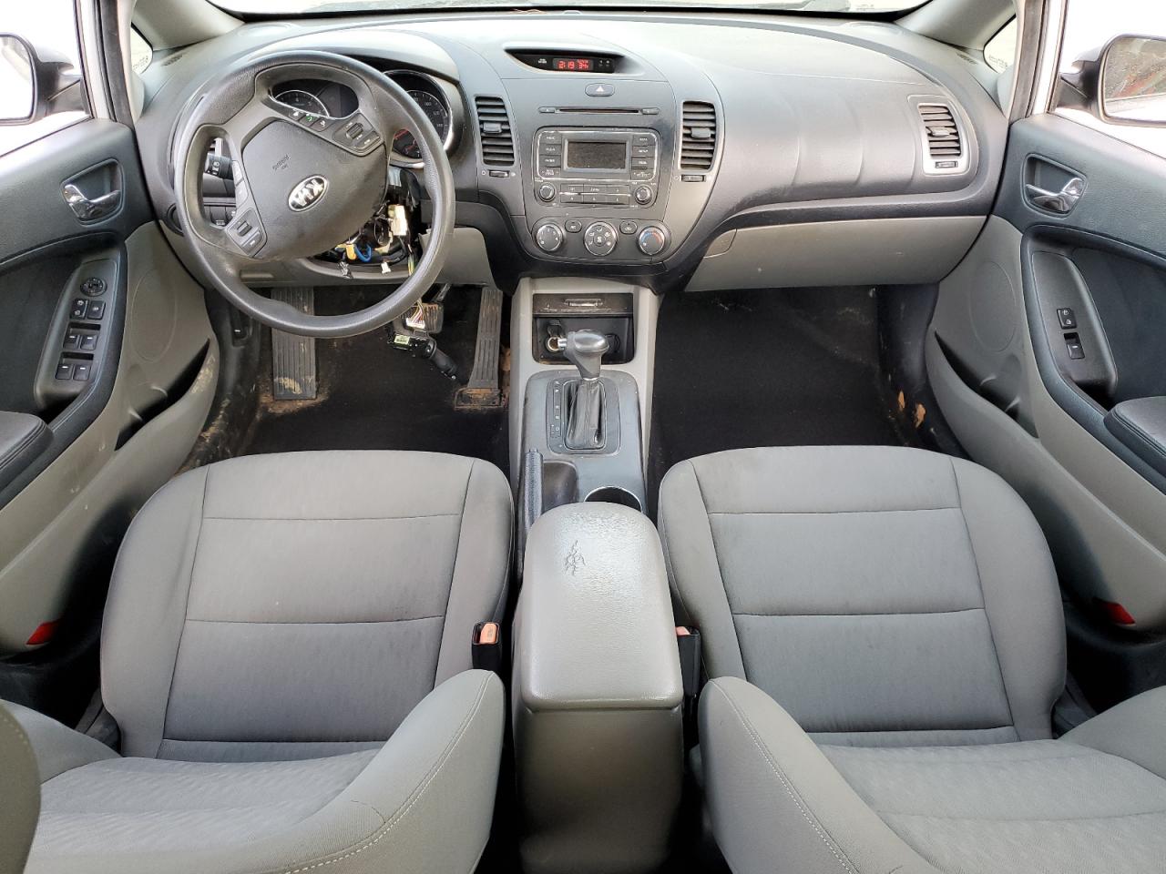 2014 Kia Forte - Image 8