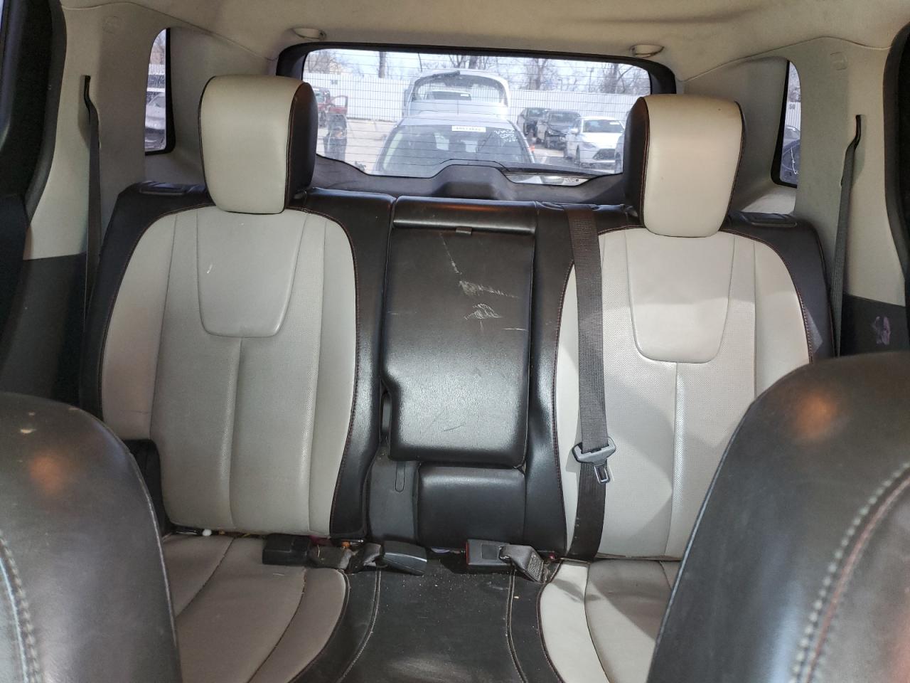 2012 GMC Terrain - Image 10