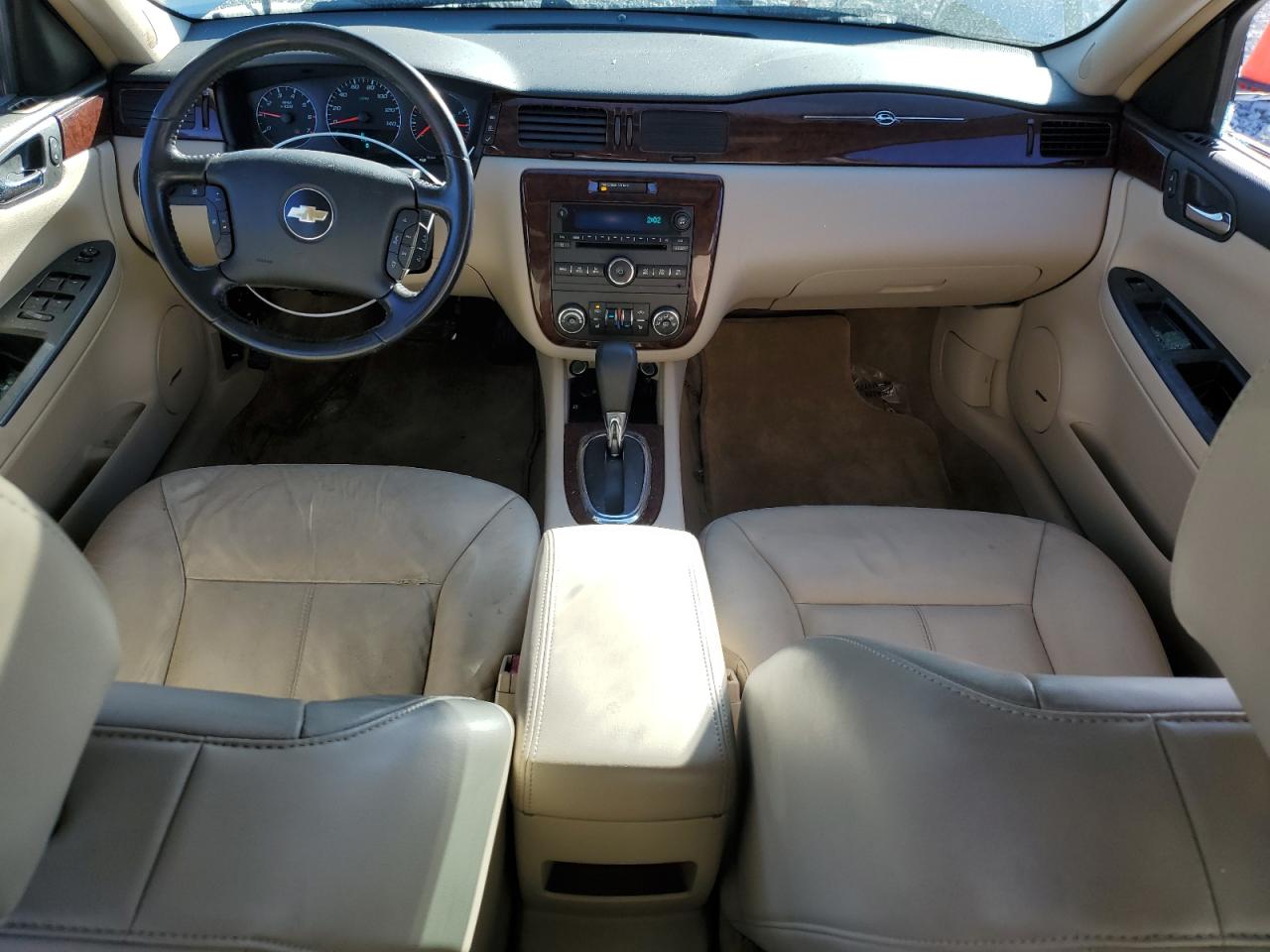 2011 Chevrolet Impala - Image 8