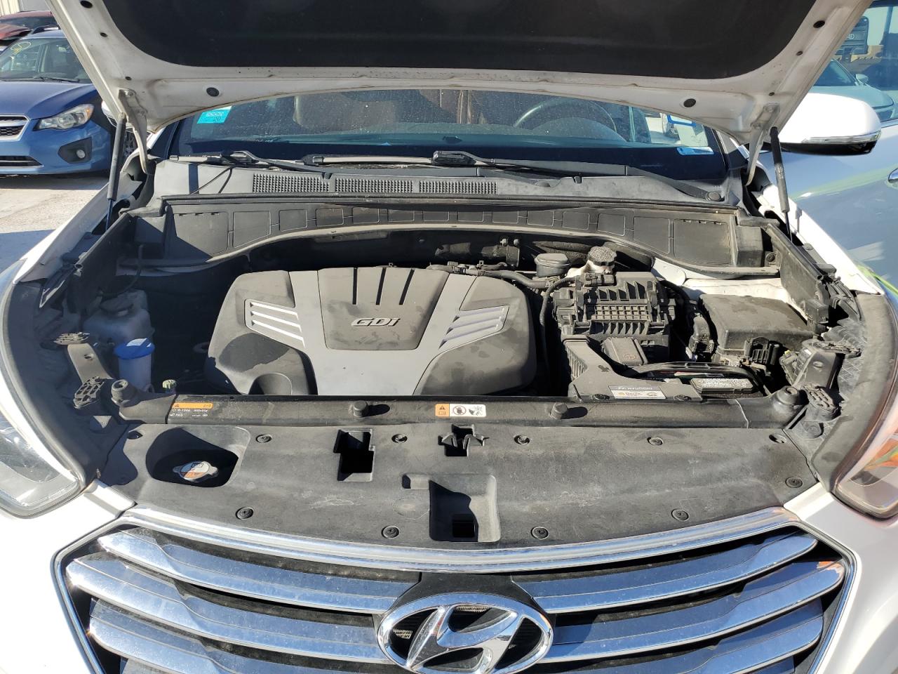 2014 Hyundai Santa Fe - Image 12