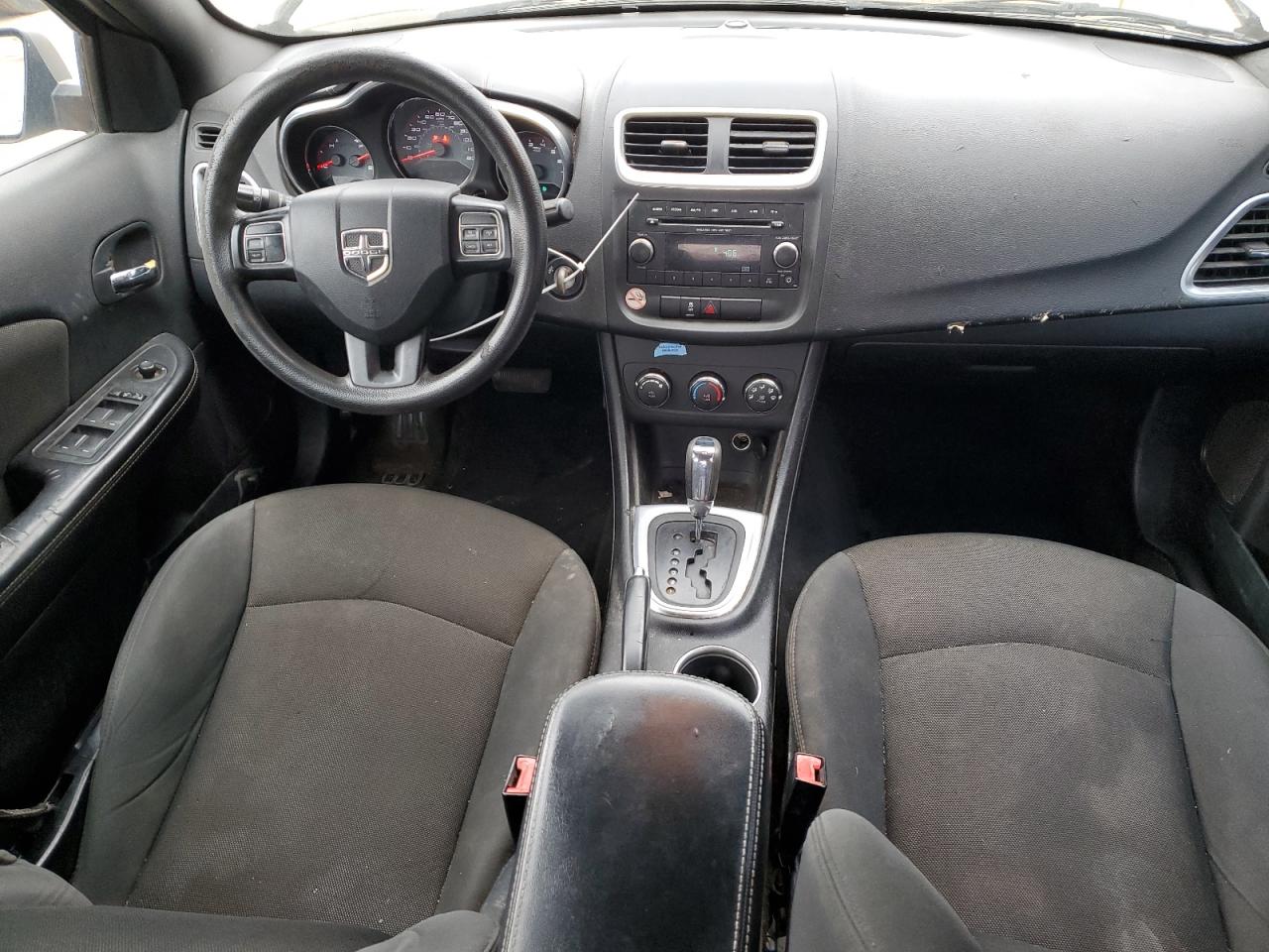 2012 Dodge Avenger - Image 8
