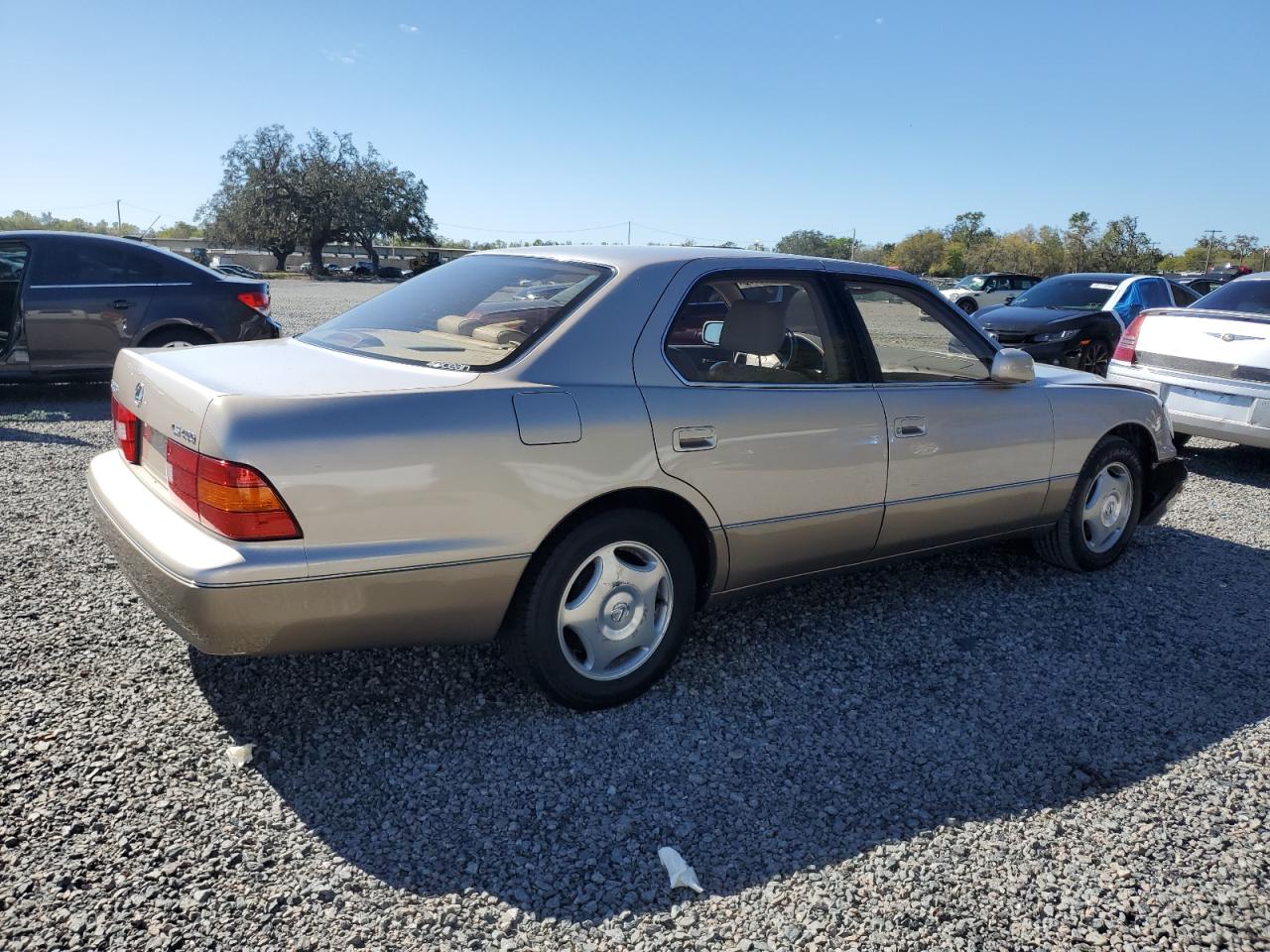 1998 Lexus LS - Image 3