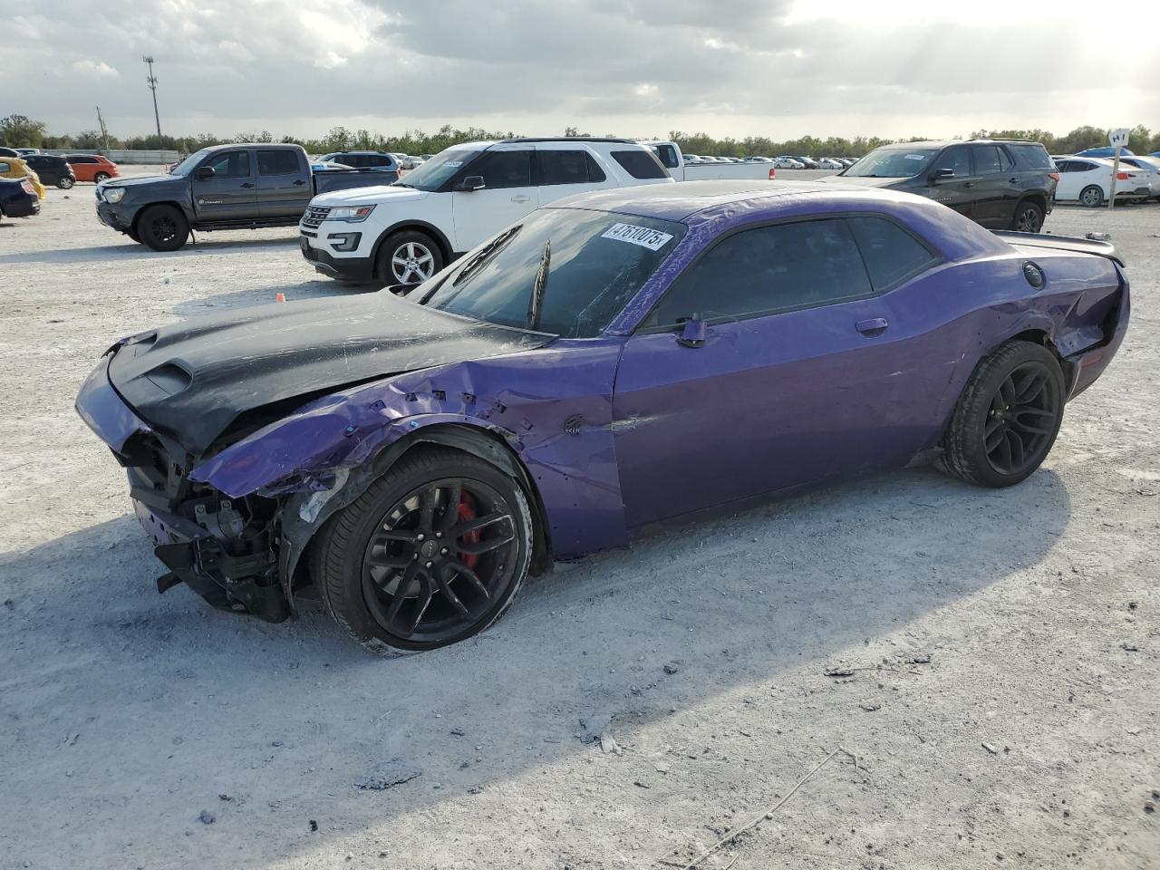 2019 Dodge Challenger - Image 1