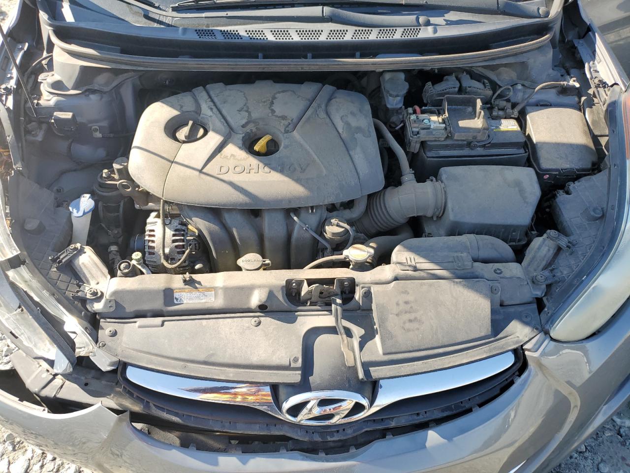 2013 Hyundai Elantra - Image 11