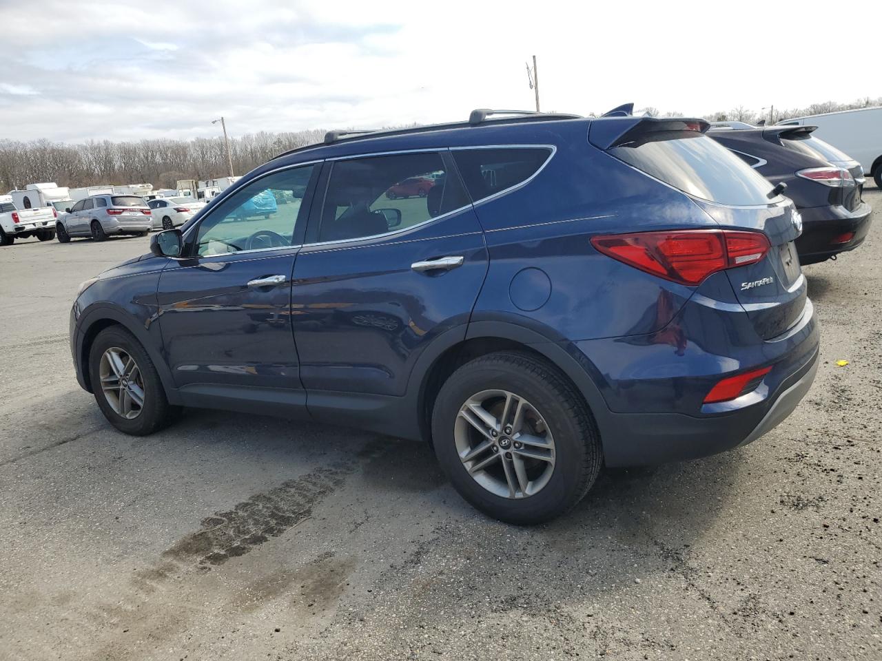 2017 Hyundai Santa Fe - Image 2