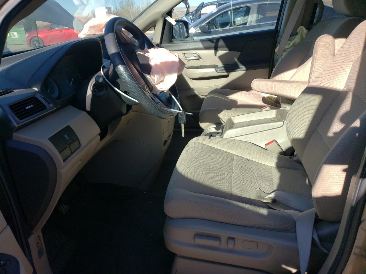 2012 Honda Odyssey - Image 7