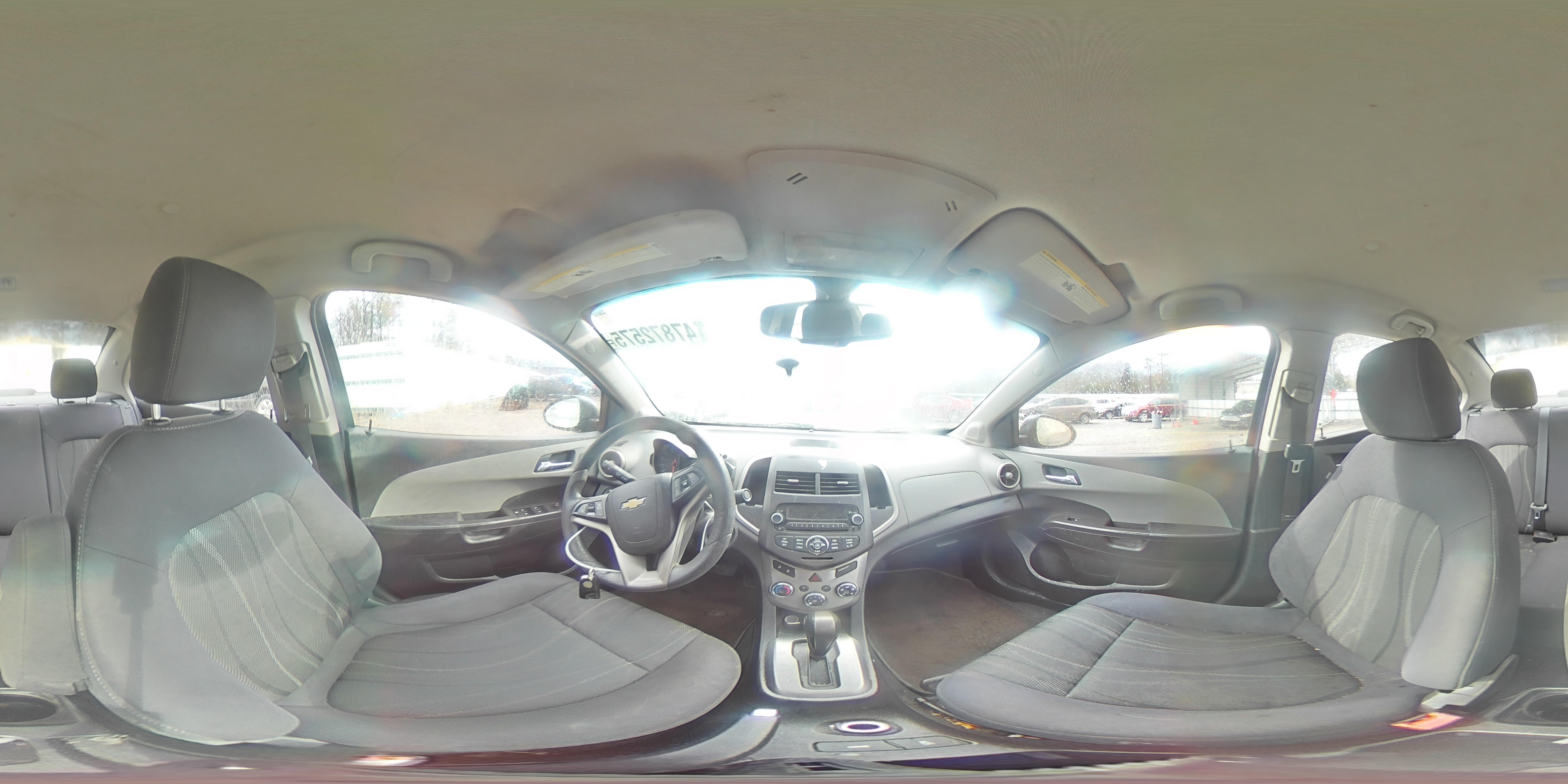 2014 Chevrolet Sonic - Image 12