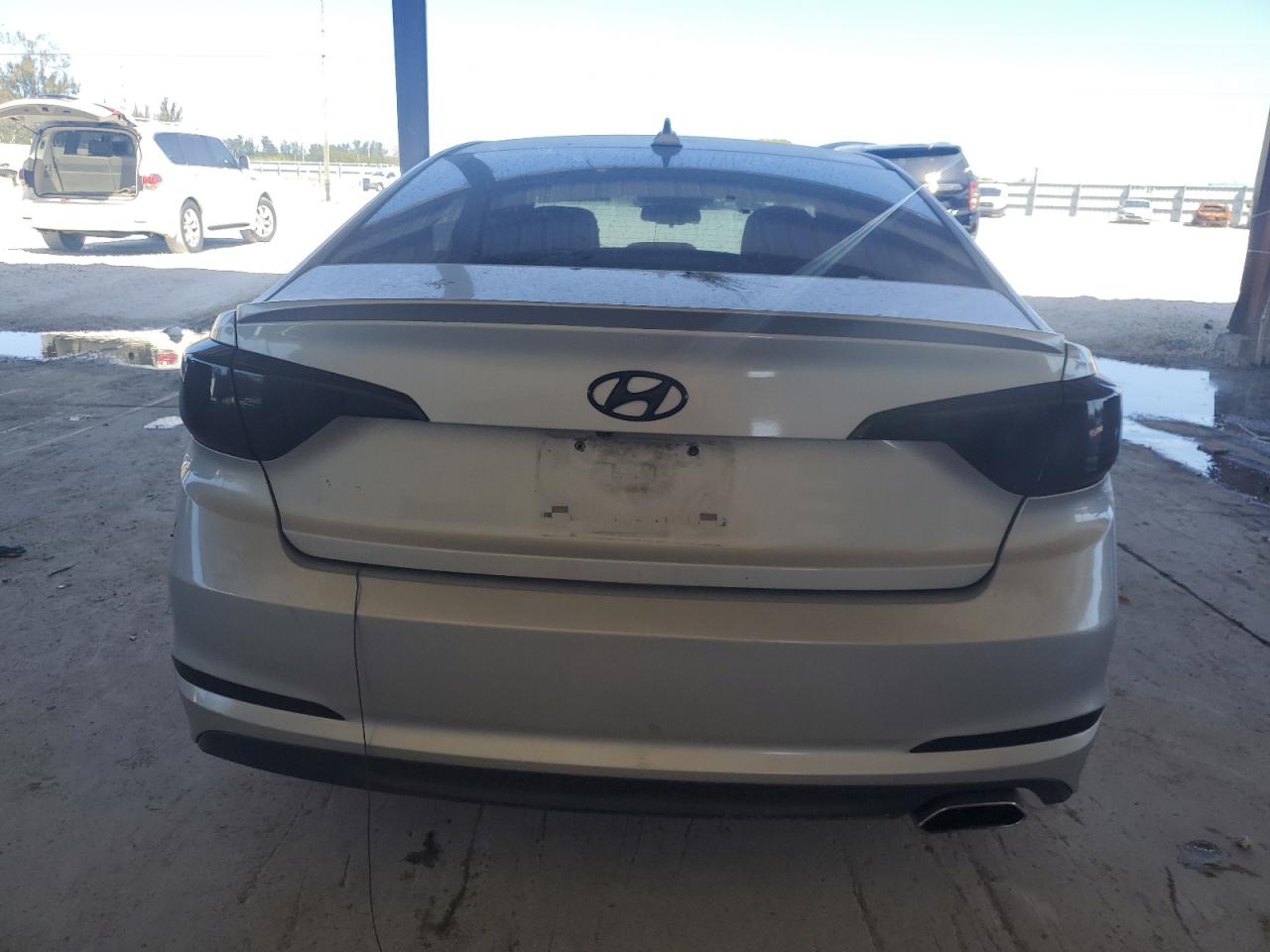 2016 Hyundai Sonata - Image 6