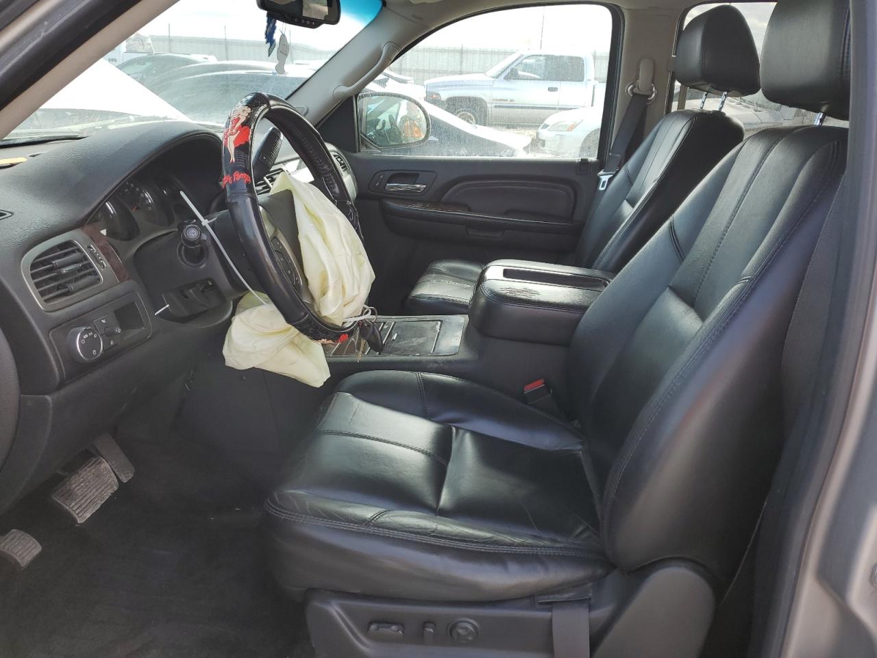 2007 GMC Yukon Denali VIN: 1GKFK63867J338911 Lot: 47505785