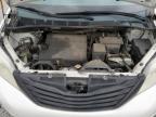 2013 Toyota Sienna  იყიდება Earlington-ში, KY - Rear End