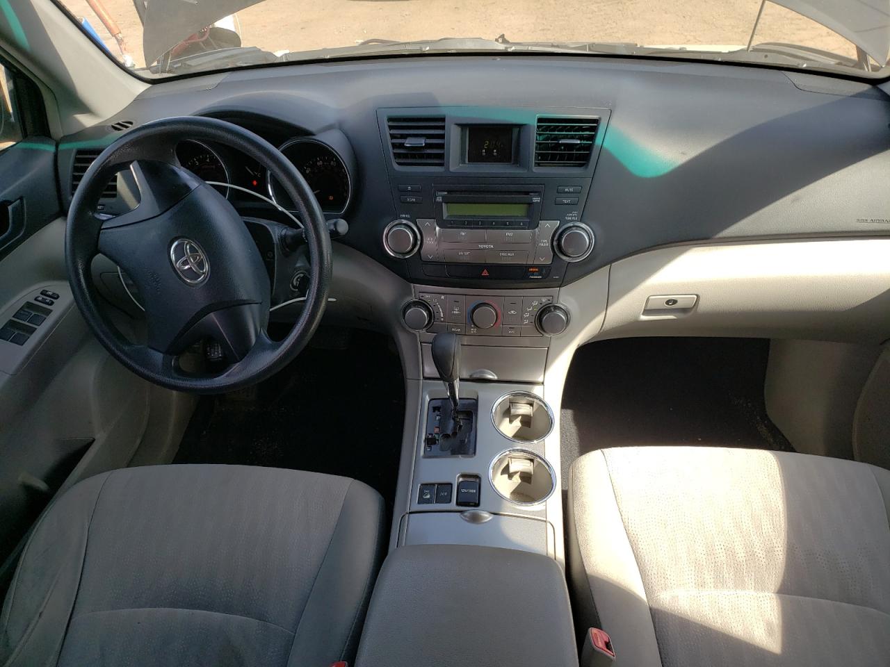 2011 Toyota Highlander - Image 8