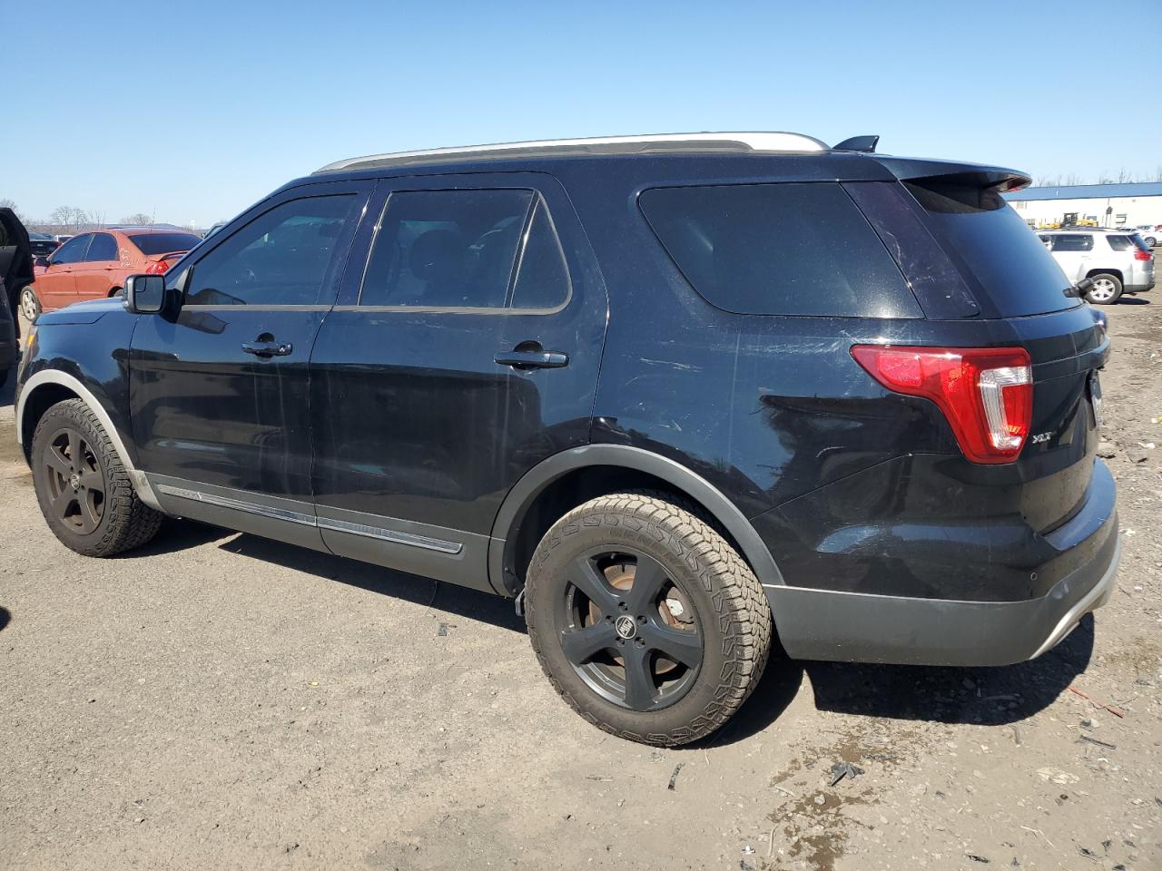 2016 Ford Explorer - Image 2