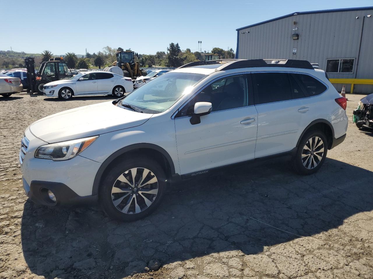 2015 Subaru Outback 3.6R Limited للبيع في Vallejo، CA - Mechanical