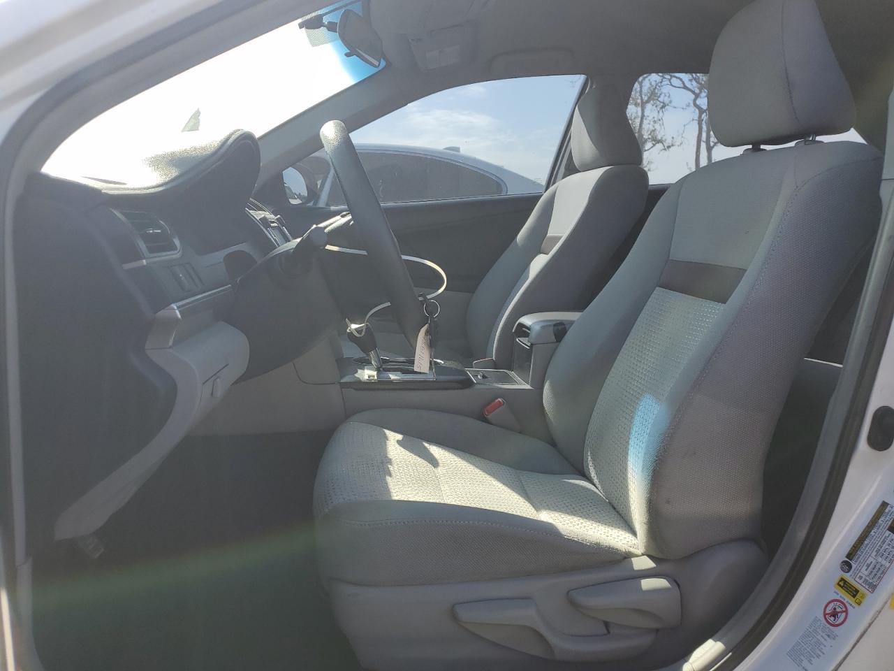 2012 Toyota Camry - Image 7