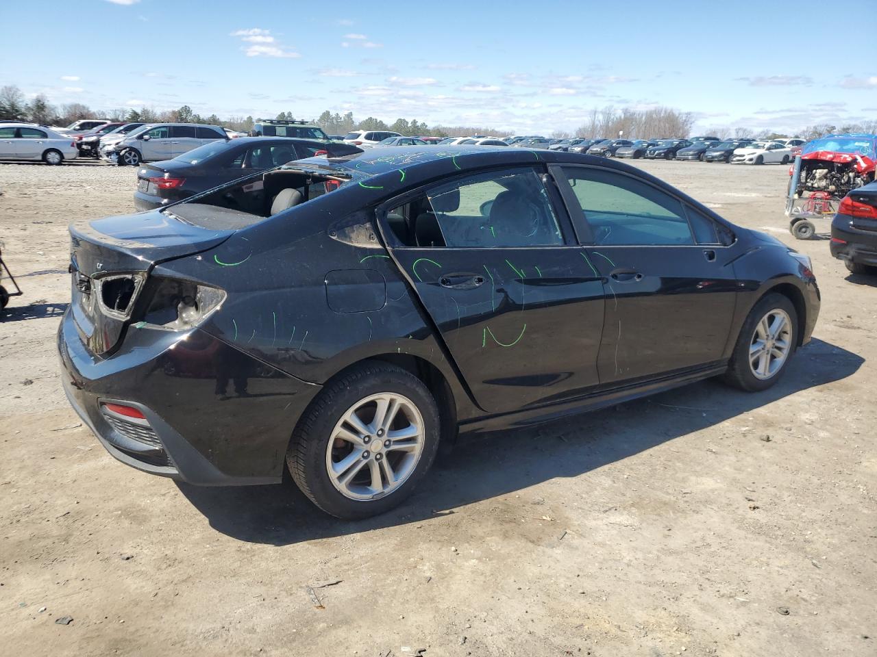 2017 Chevrolet Cruze - Image 3