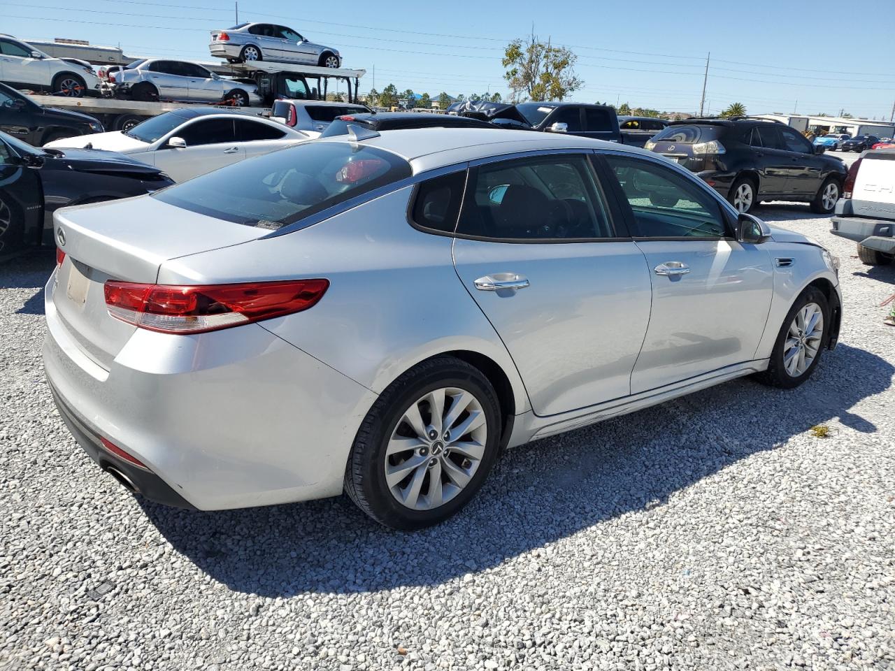 2017 Kia Optima - Image 3