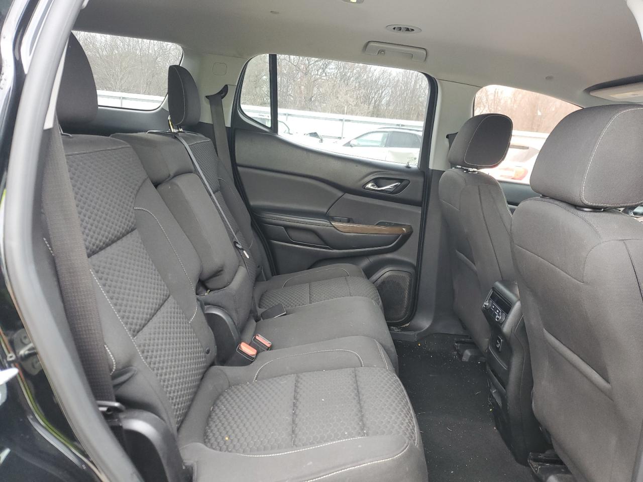 2017 GMC Acadia - Image 11