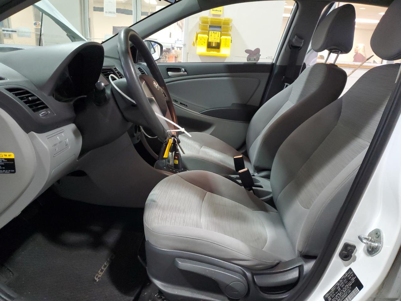 2015 Hyundai Accent - Image 7