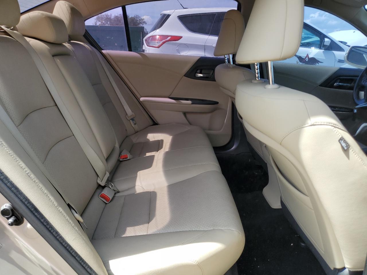 2014 Honda Accord - Image 10