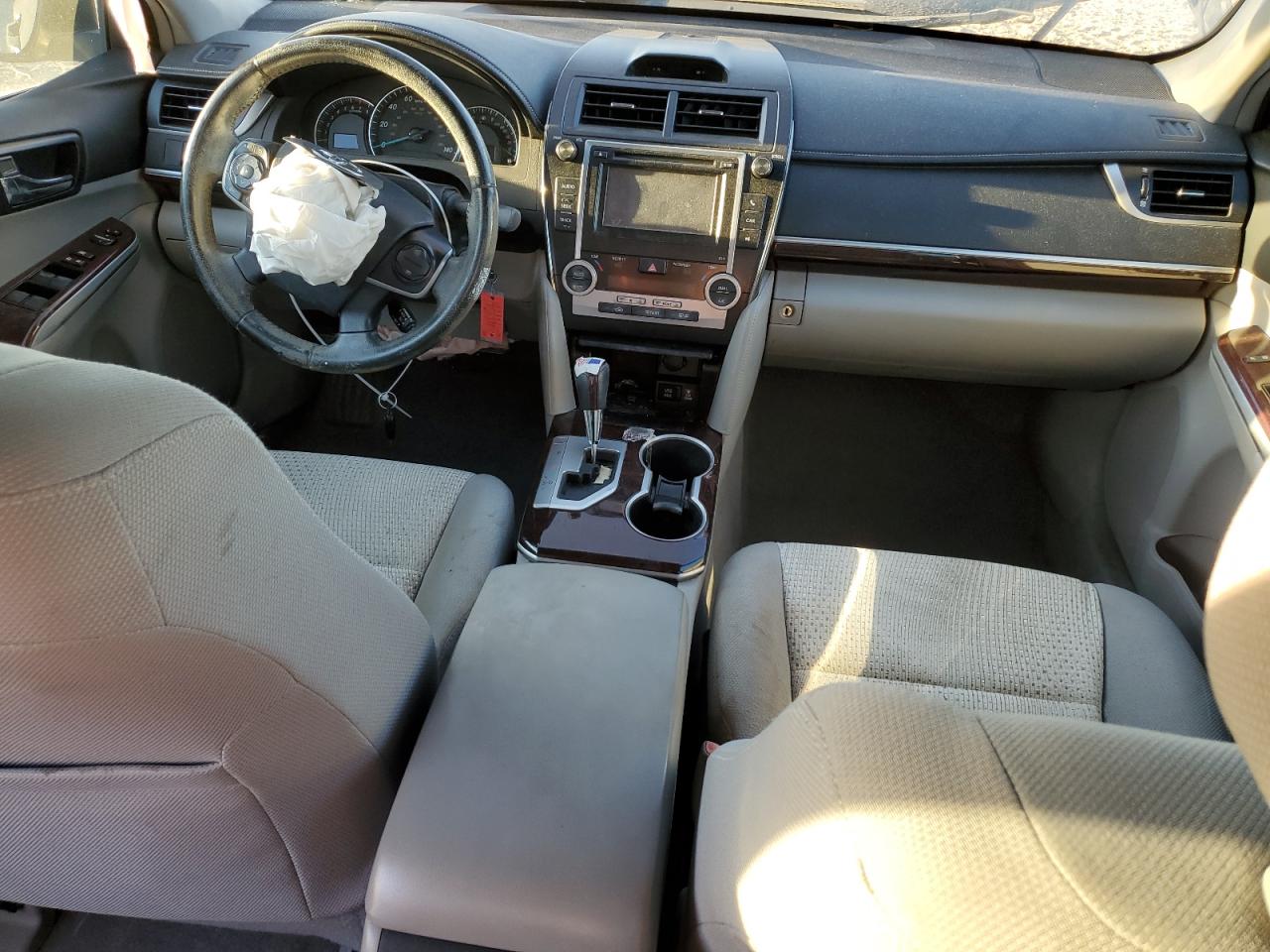 2012 Toyota Camry - Image 8