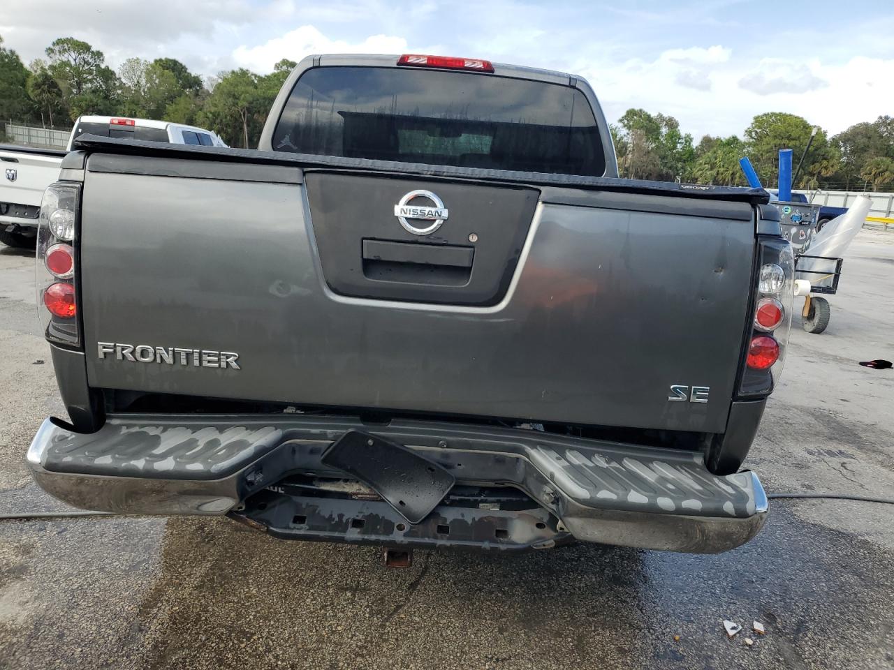 2005 Nissan Navara (Frontier) - Image 6