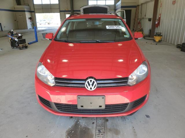  VOLKSWAGEN JETTA 2014 Красный