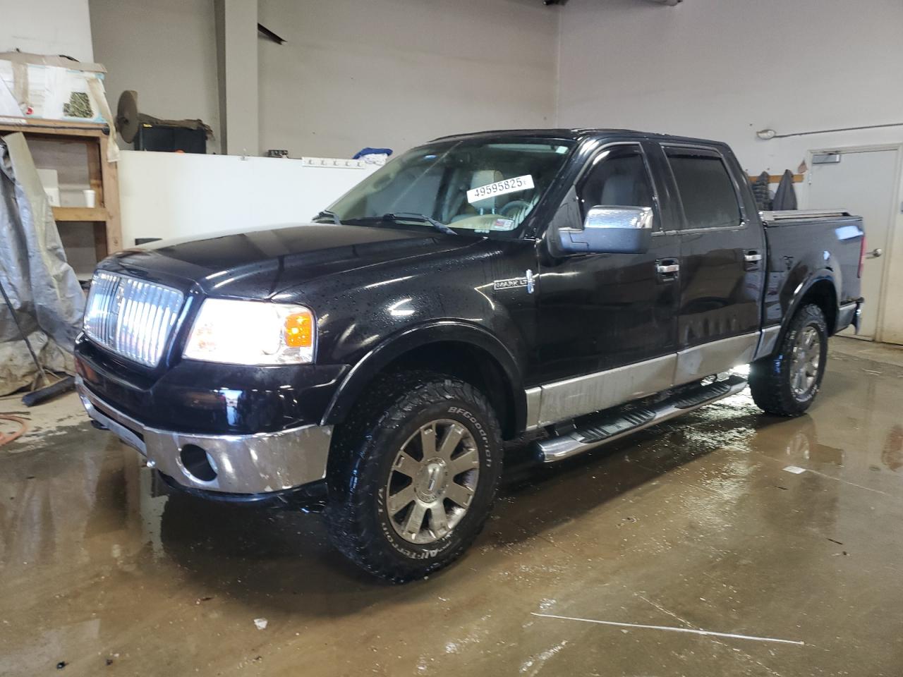 2006 Lincoln Mark Lt for Sale in Elgin, IL - Rear End