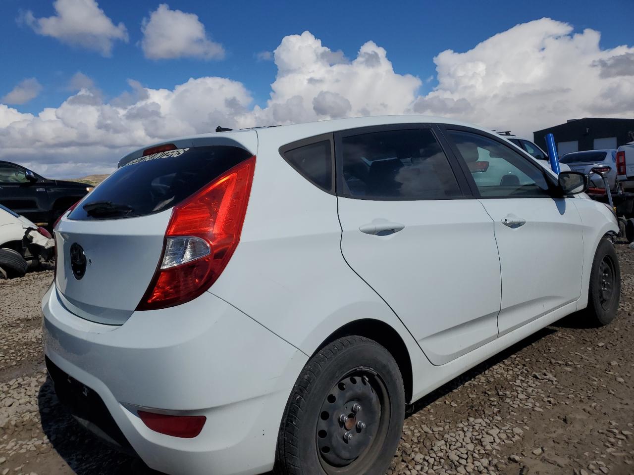 2015 Hyundai Accent - Image 3