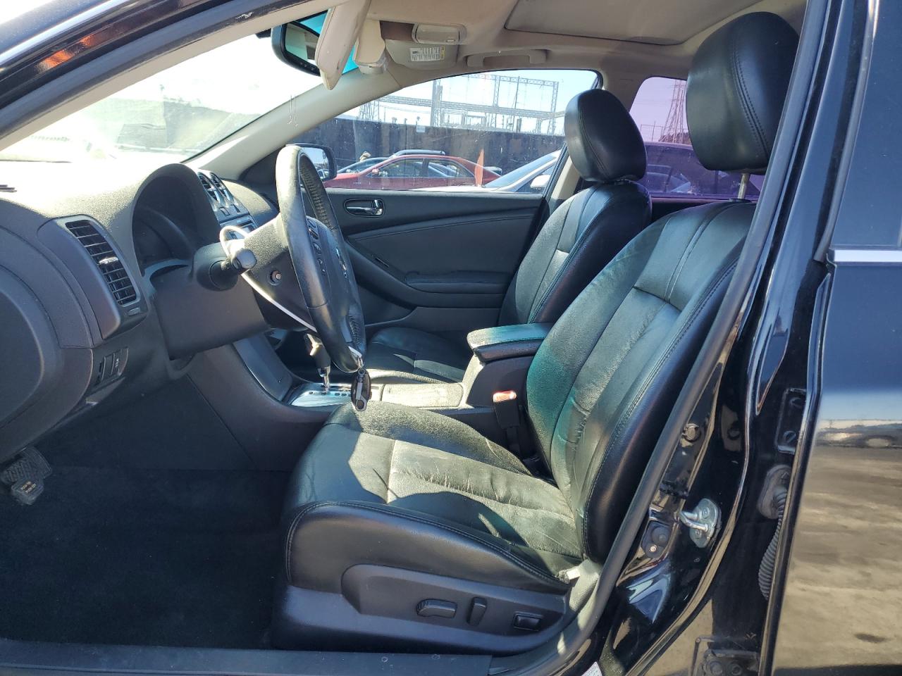 2012 Nissan Altima - Image 7