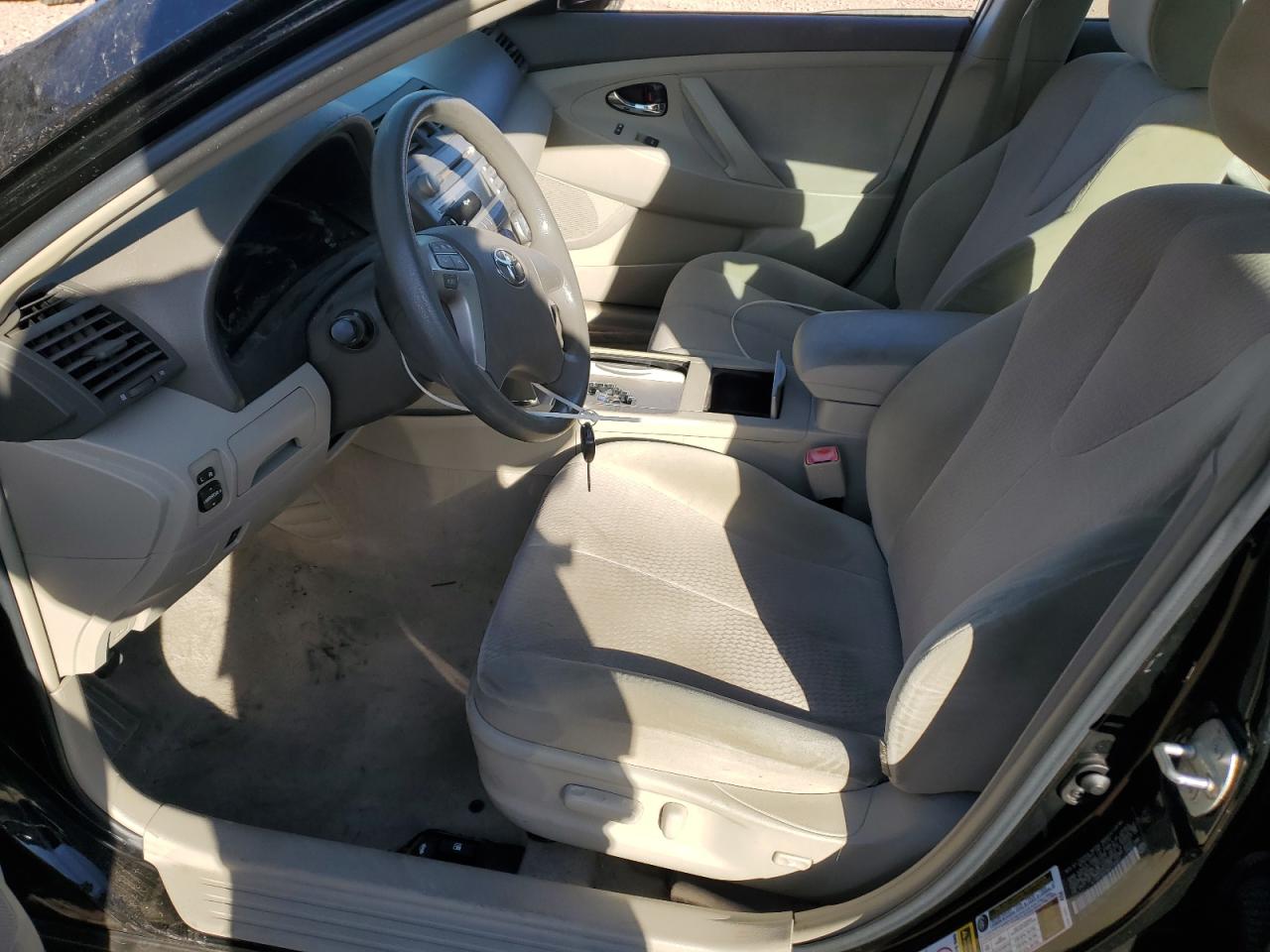 2010 Toyota Camry - Image 7