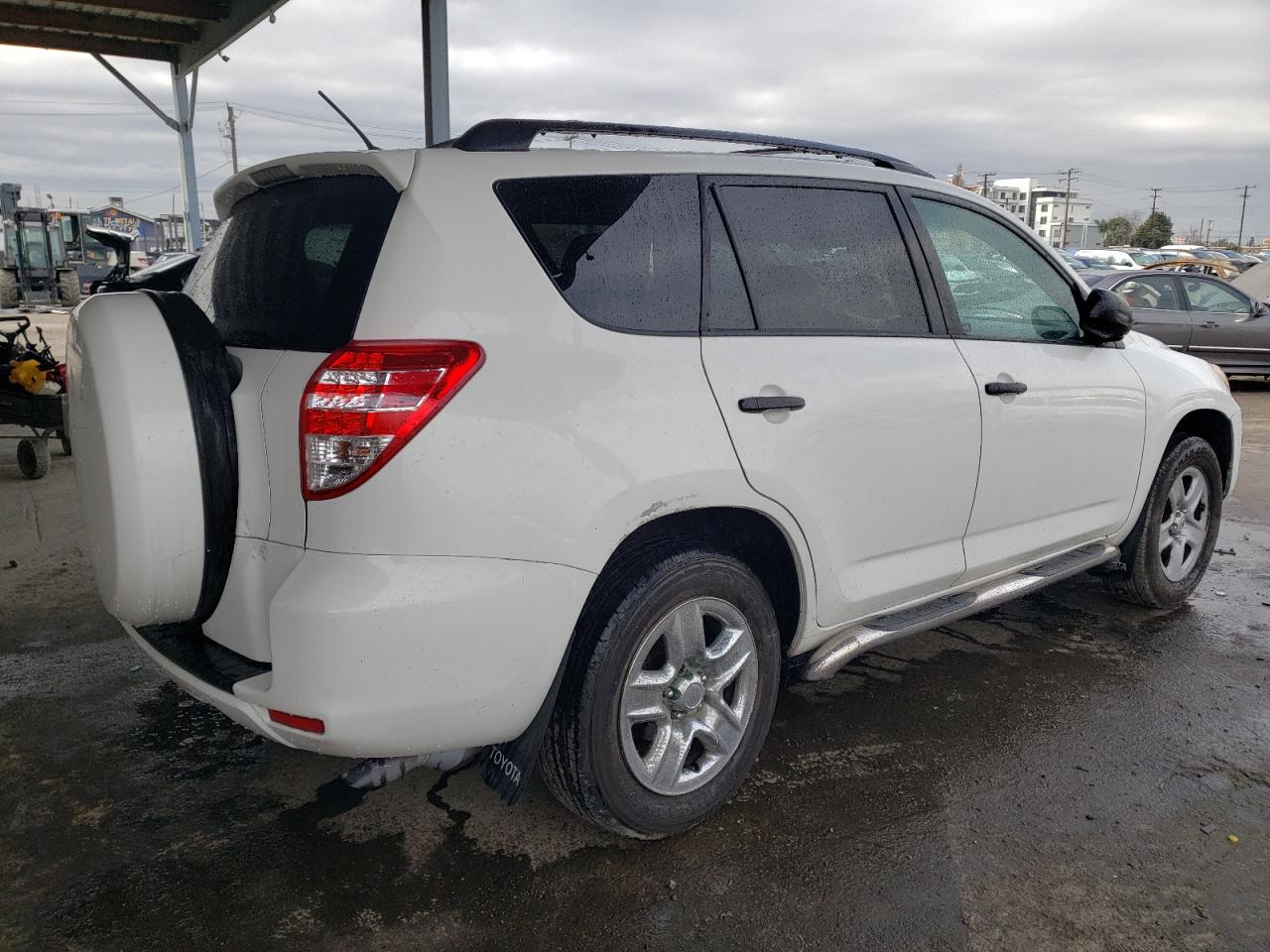 2011 Toyota RAV 4 - Image 3