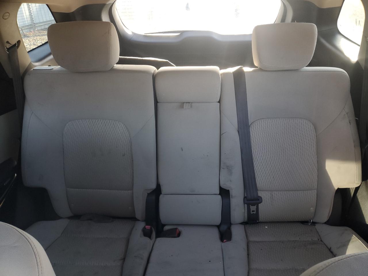 2013 Hyundai Santa Fe - Image 10