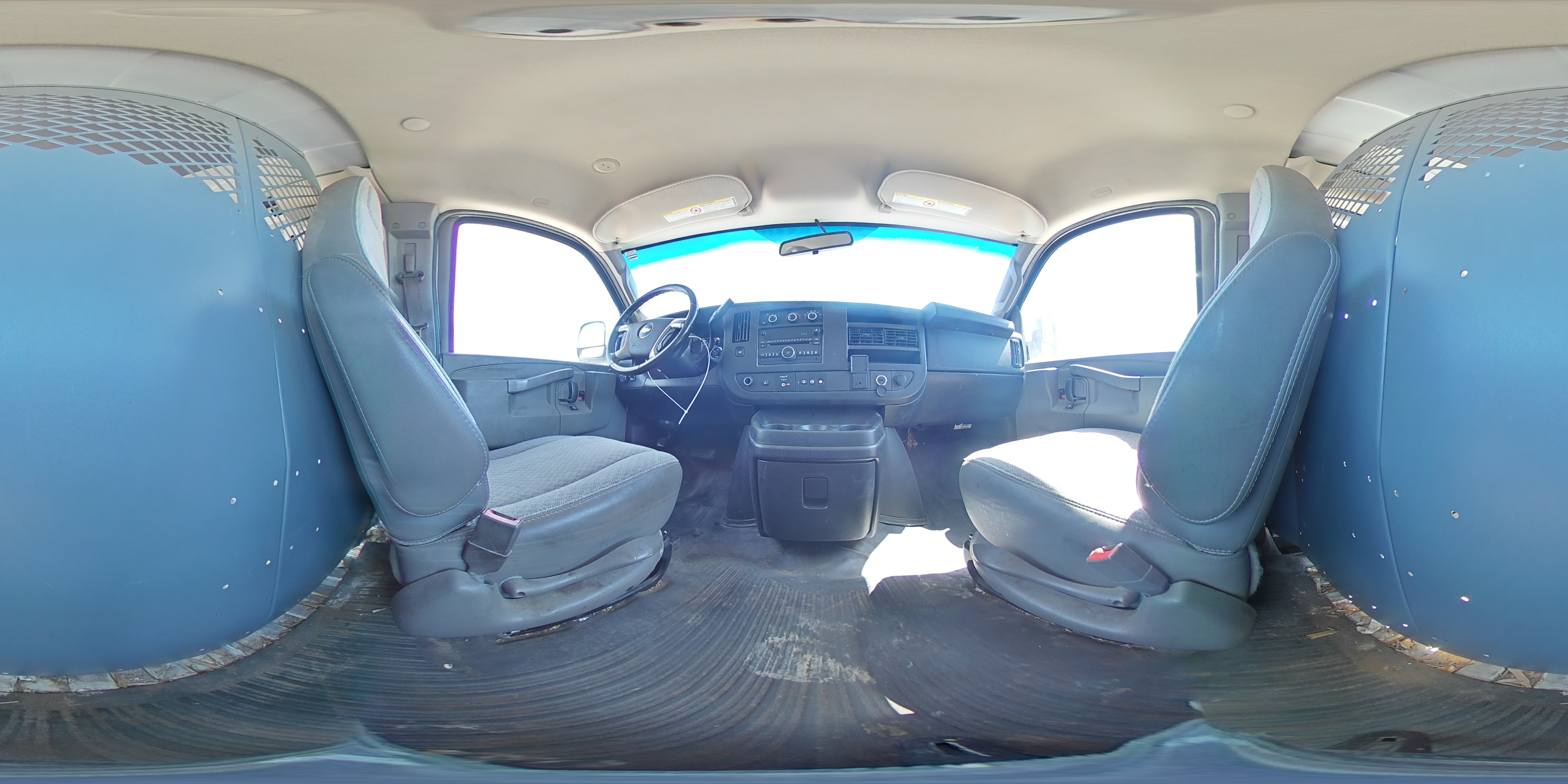 2016 Chevrolet Express - Image 13