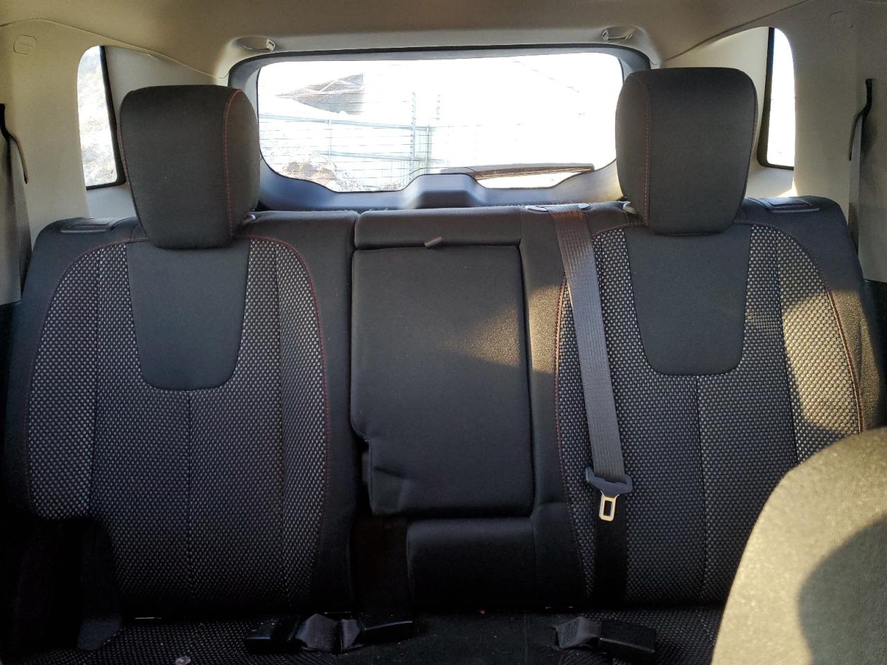 2016 GMC Terrain - Image 10