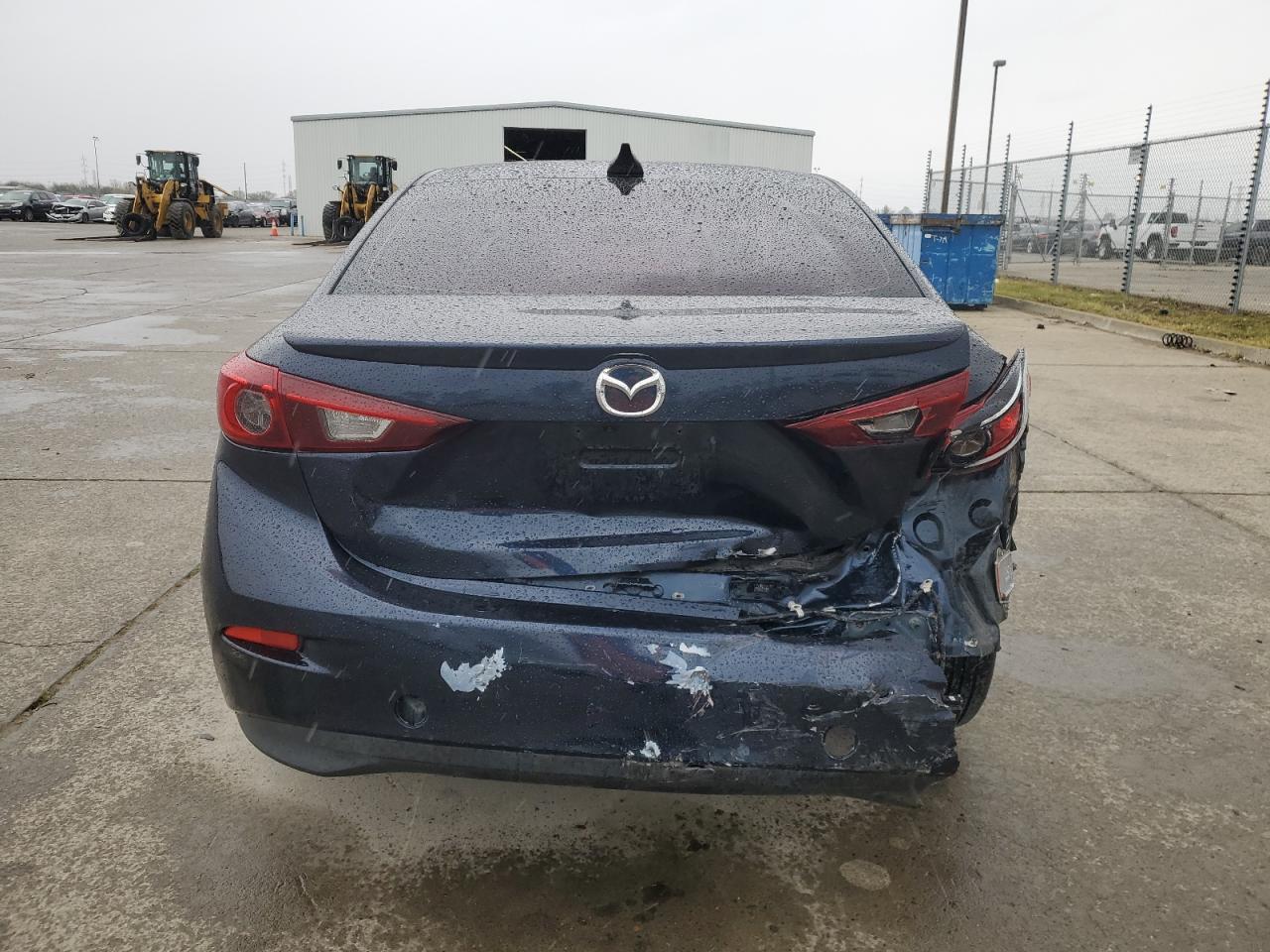 2014 Mazda 3 - Image 6