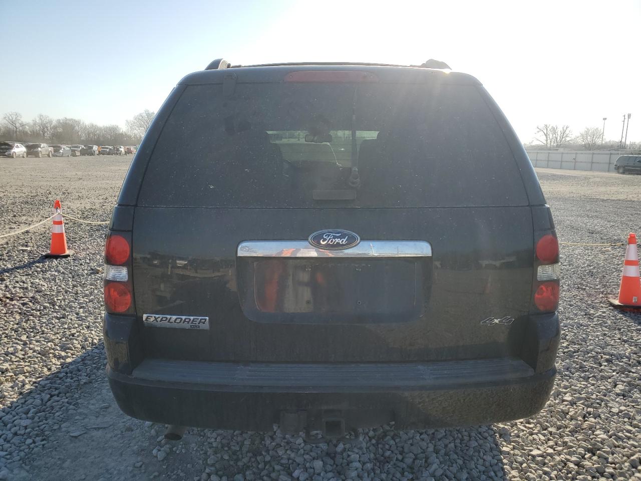 2010 Ford Explorer - Image 6