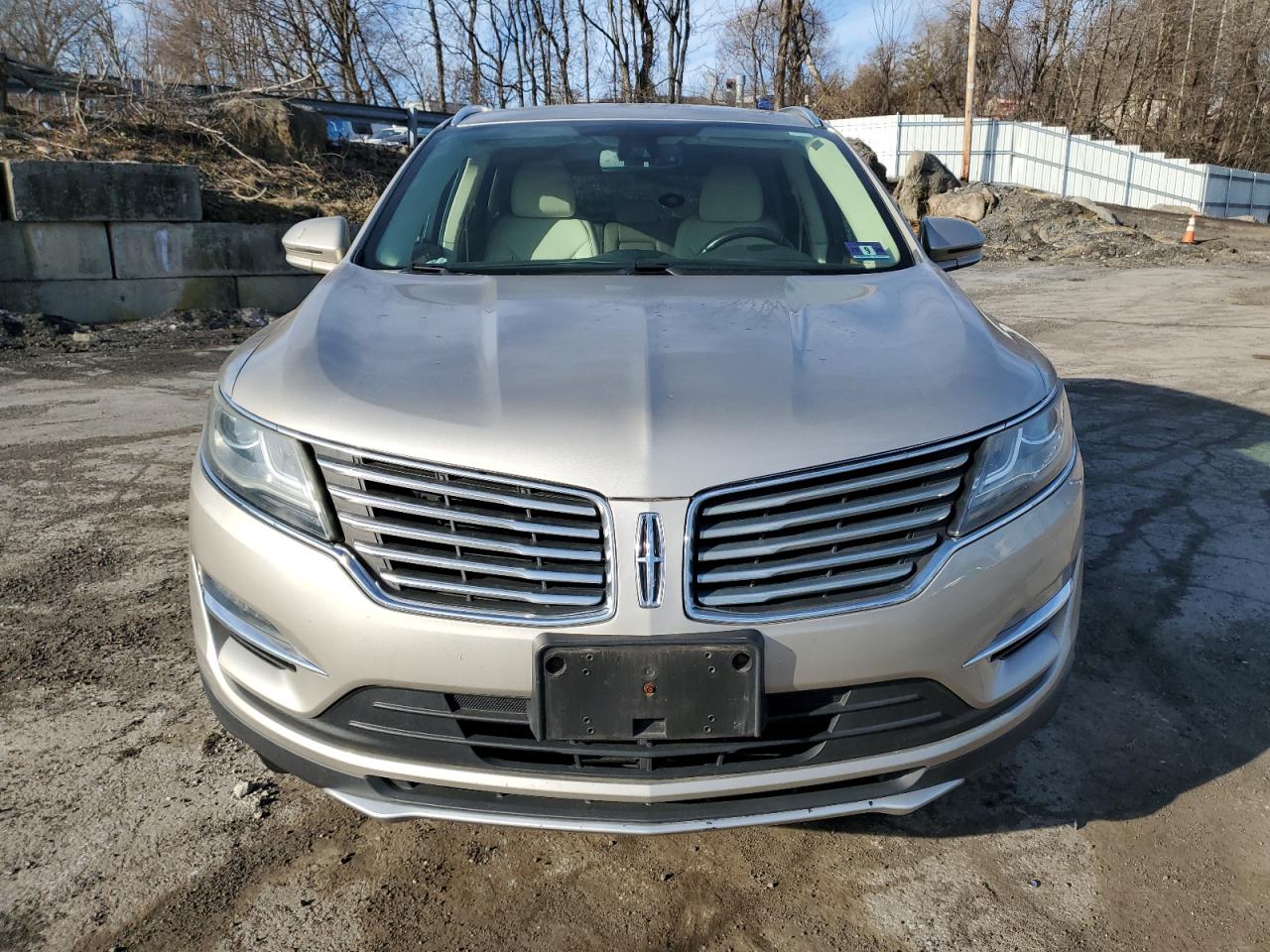 2015 Lincoln MKZ - Image 5