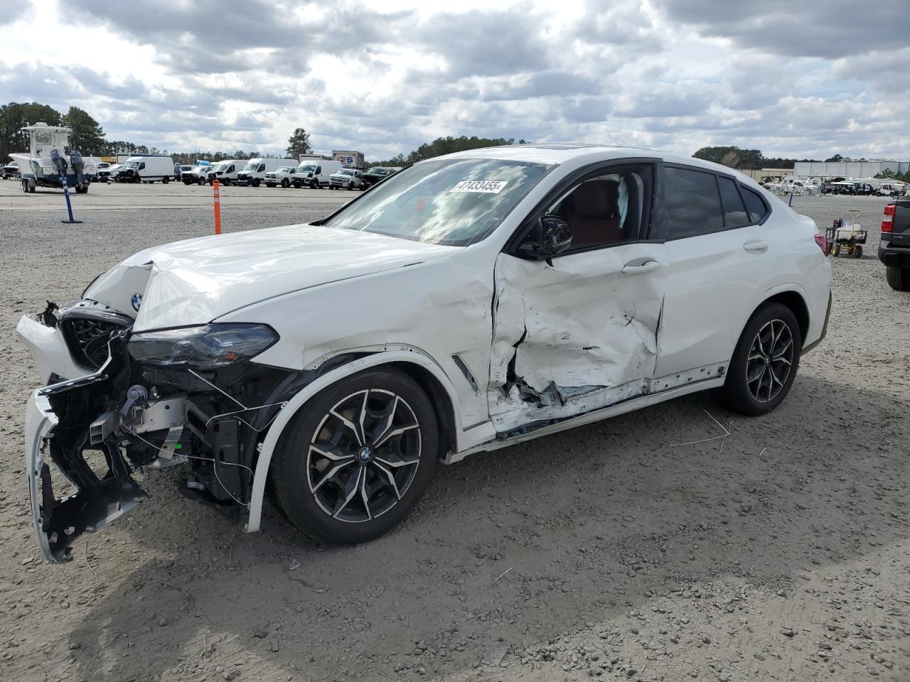 2023 BMW X4 - Image 1