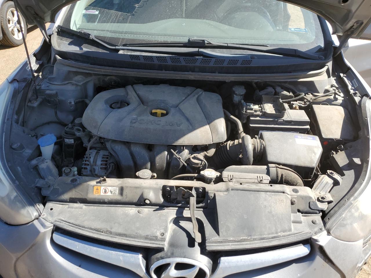 2014 Hyundai Elantra - Image 11