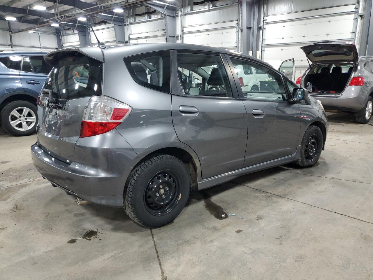 2011 Honda Fit - Image 3