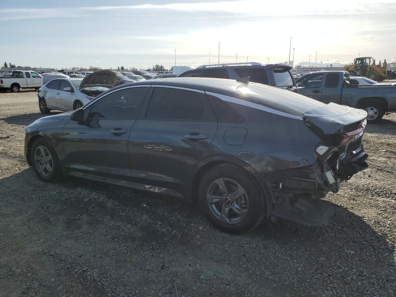 2022 Kia K5 - Image 2