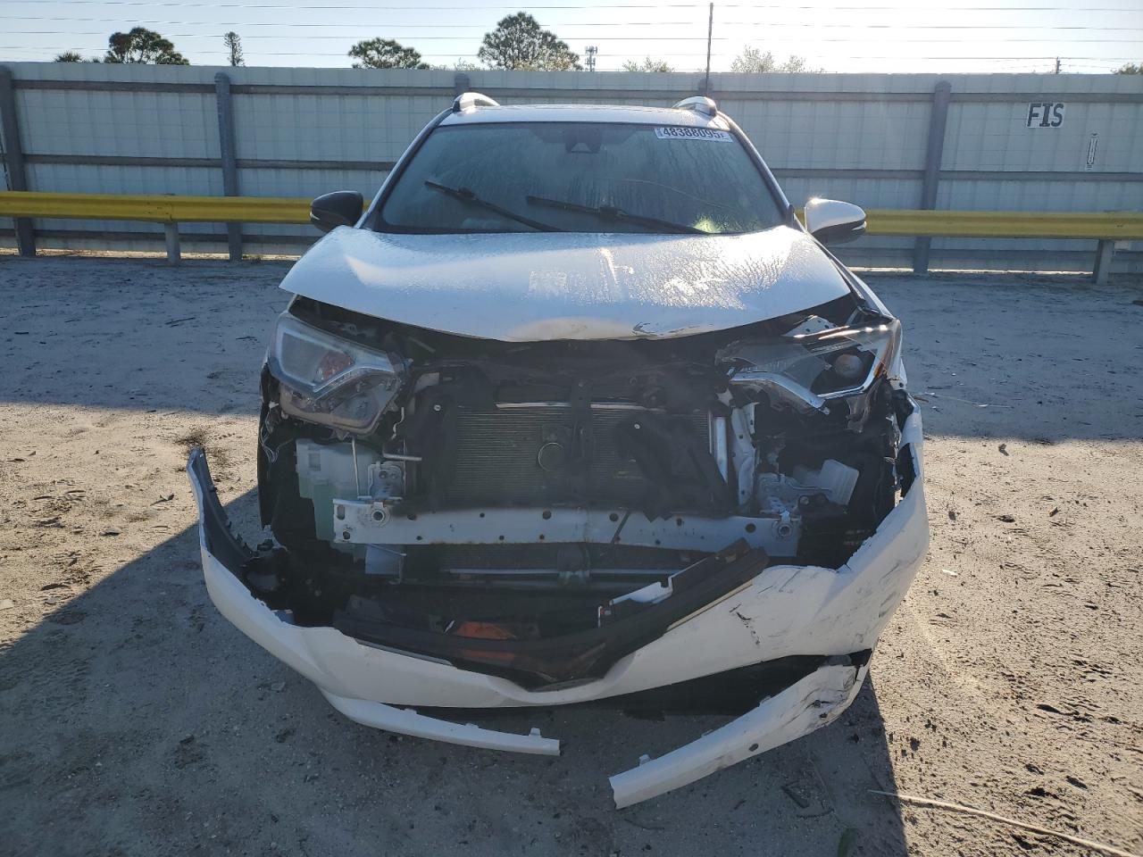2018 Toyota RAV 4 - Image 5