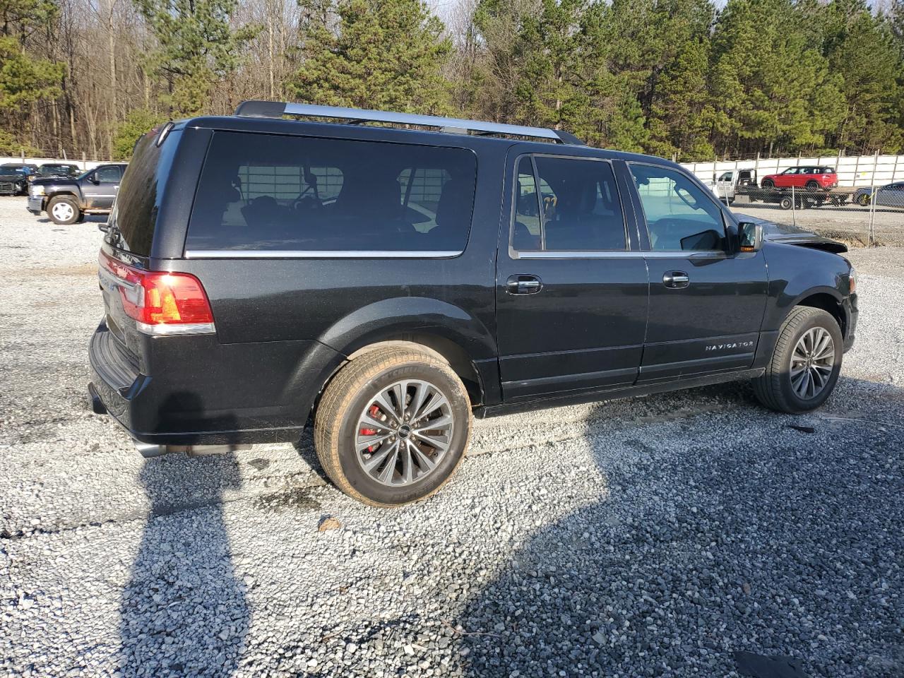 2015 Lincoln Navigator - Image 3