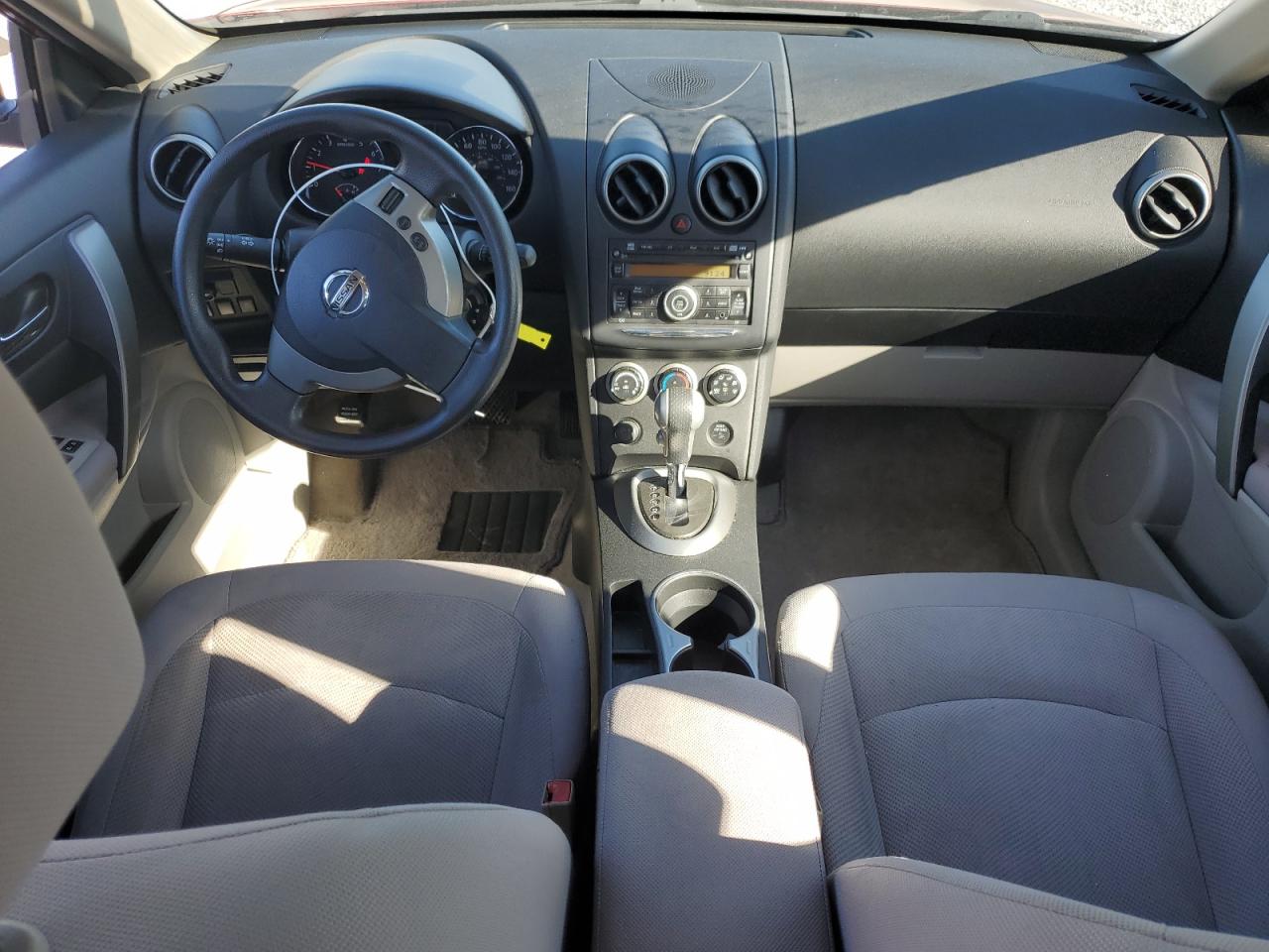 2011 Nissan Rogue - Image 8