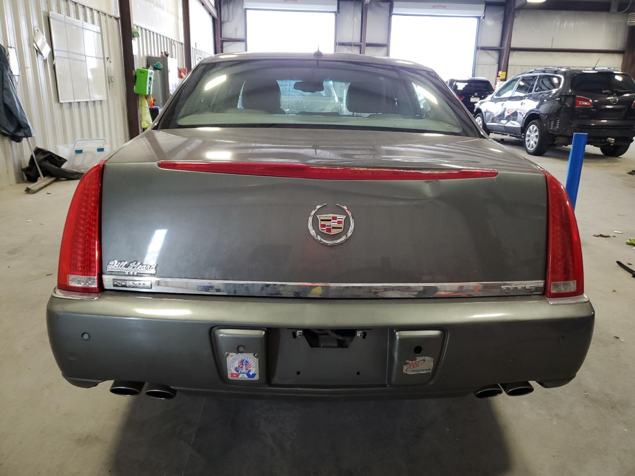 2008 Cadillac DTS - Image 6