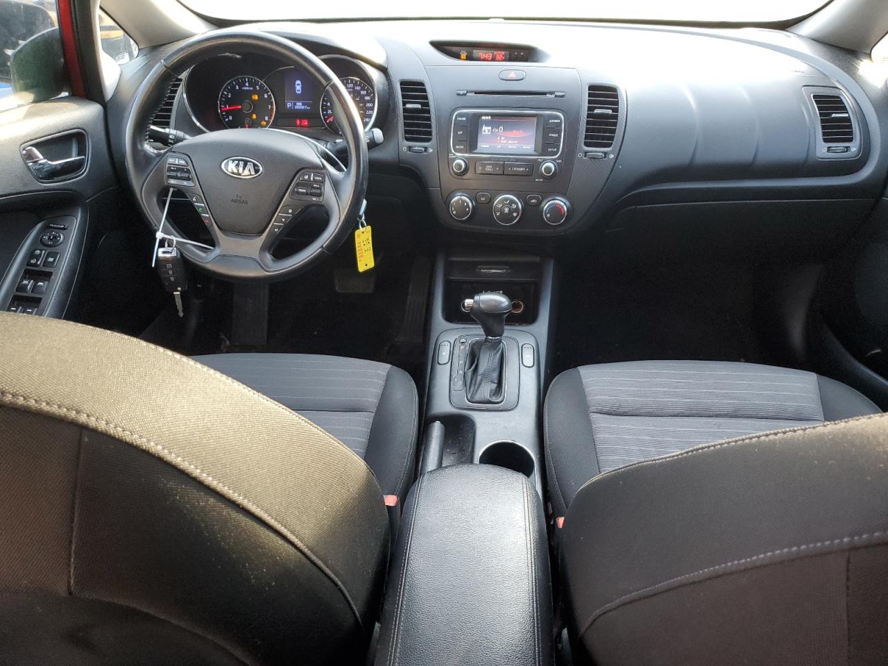 2015 Kia Forte - Image 10