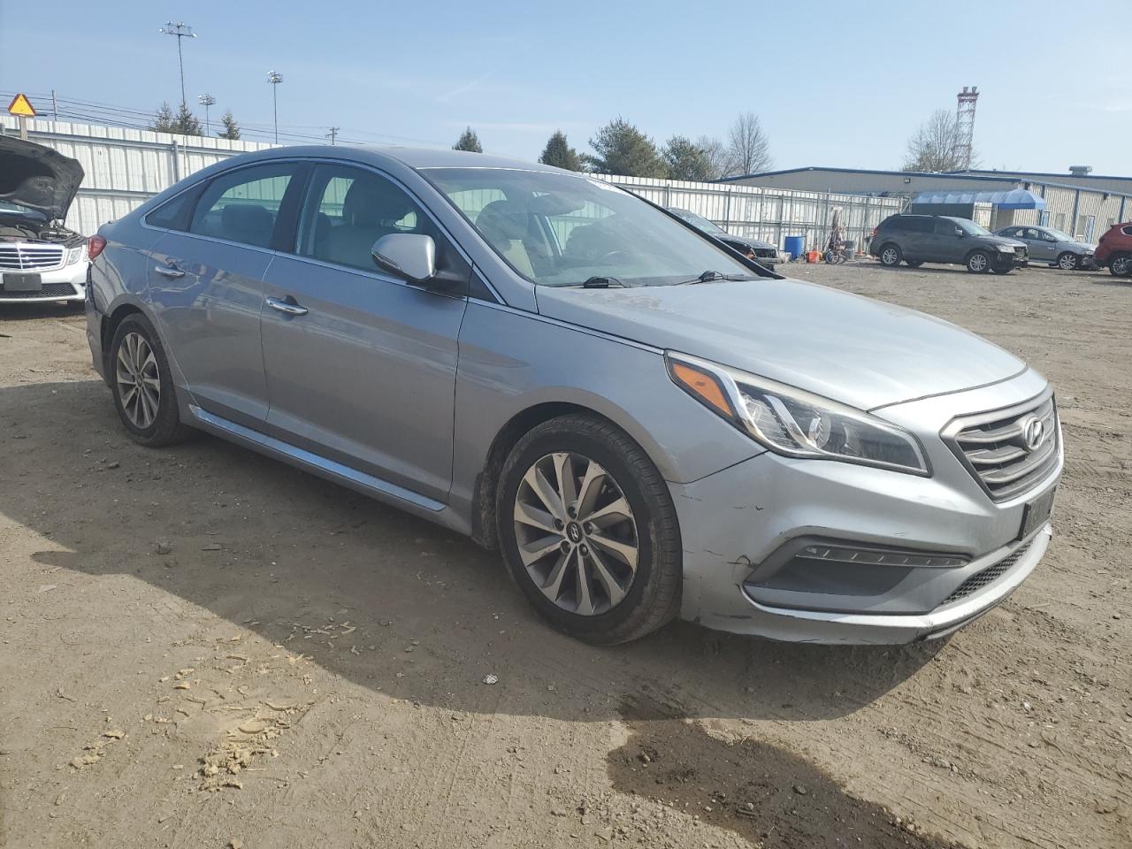 2015 Hyundai Sonata - Image 4