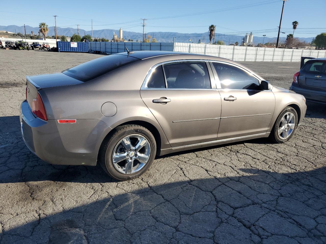 2011 Chevrolet Malibu - Image 3