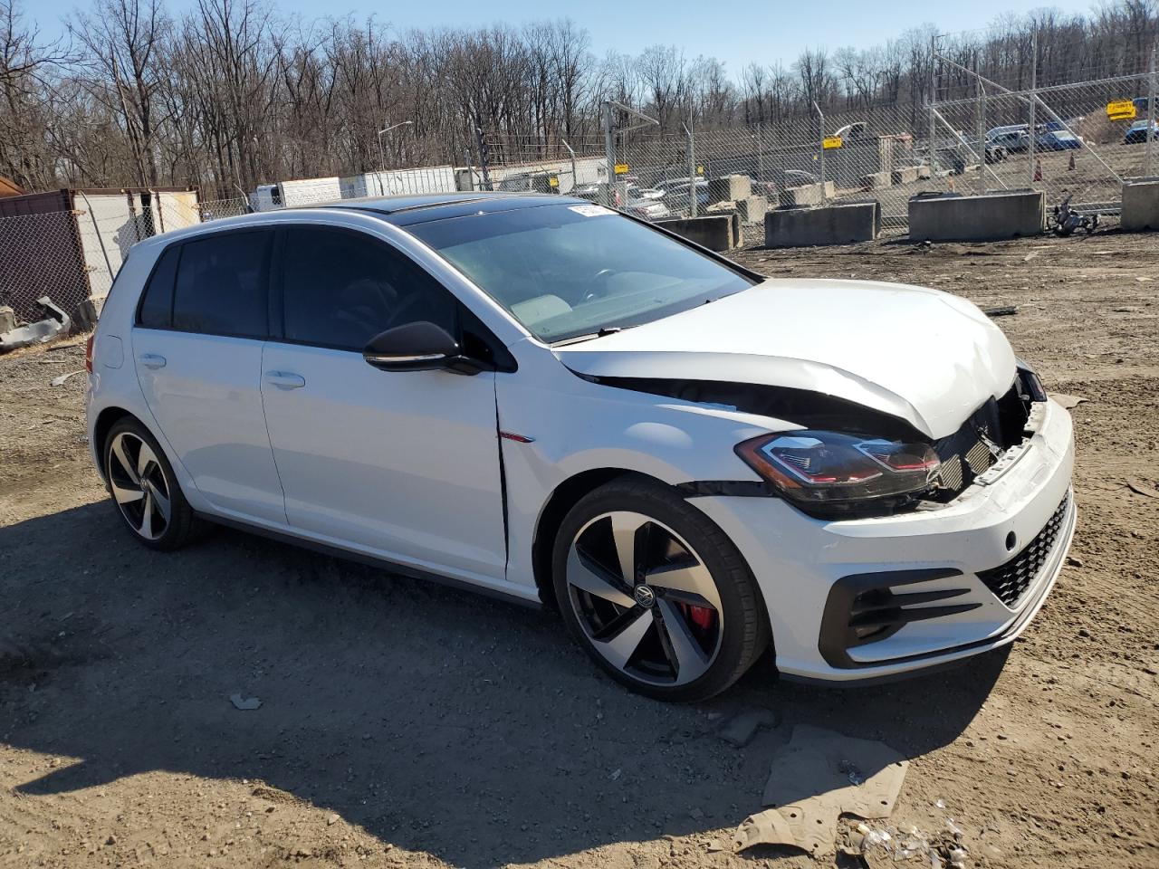 2019 Volkswagen GTI - Image 4