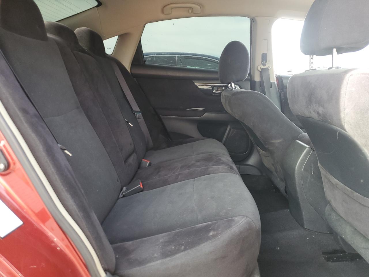2013 Nissan Altima - Image 10